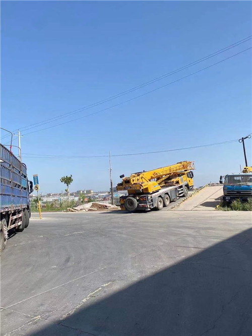 上党区25吨吊车的租赁价格大概是多少？